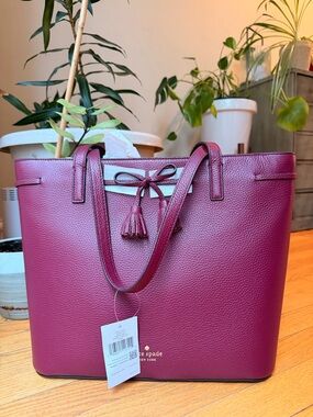 kate spade Pebbled Leather Tote in Mulberry
